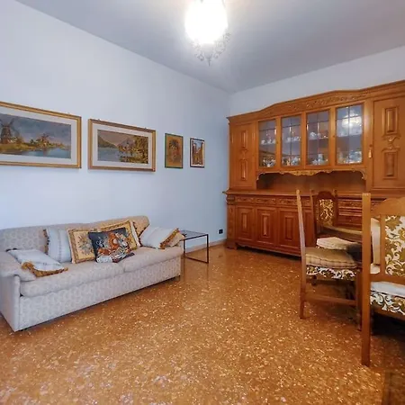 Elegante Casa Vacanza A