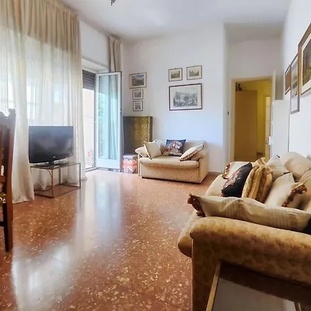Apartamento Elegante Casa Vacanza A Roma